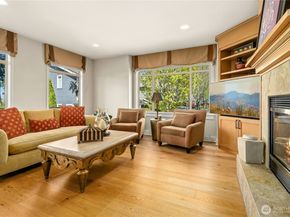 7003 117th Place NE, Kirkland WA 98033