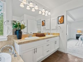 254 Elma Court NE, Renton WA 98059
