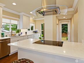 1113 26th Avenue S, Seattle WA 98144