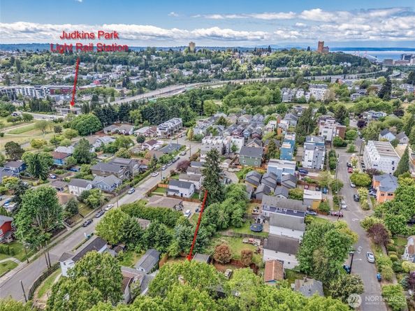 1113 26th Avenue S, Seattle WA 98144
