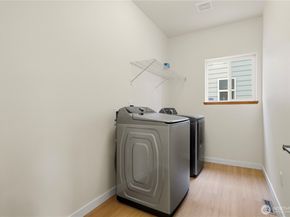 460 Ilwaco Avenue NE, Renton WA 98059