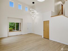 460 Ilwaco Avenue NE, Renton WA 98059