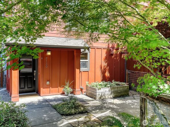2130 N 113th Street A, Seattle WA 98133