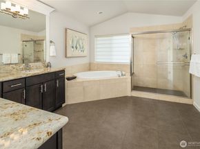 2496 33rd Avenue NE, Issaquah WA 98029