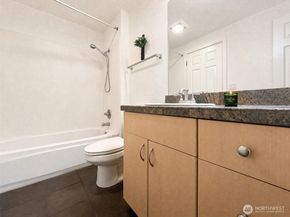 12511 SE 41st Place A301, Bellevue WA 98006