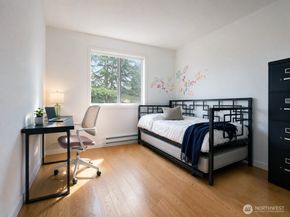 12511 SE 41st Place A301, Bellevue WA 98006