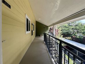 12511 SE 41st Place A301, Bellevue WA 98006