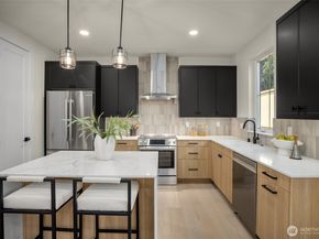 13806 84th Lane NE, Kirkland WA 98034