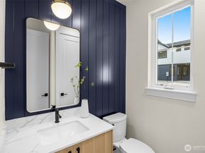 13806 84th Lane NE, Kirkland WA 98034