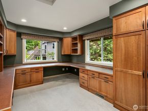 6308 110th Avenue NE, Kirkland WA 98033
