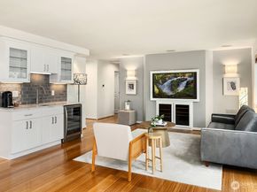 6308 110th Avenue NE, Kirkland WA 98033