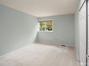 6308 110th Avenue NE, Kirkland WA 98033