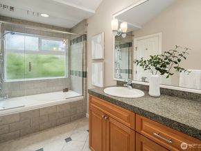 6308 110th Avenue NE, Kirkland WA 98033