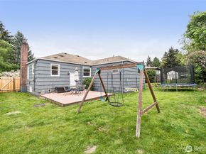 9417 44th Place NE, Seattle WA 98115