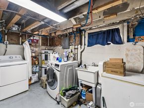 9417 44th Place NE, Seattle WA 98115