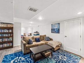 9417 44th Place NE, Seattle WA 98115