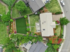 1310 121st Avenue SE, Bellevue WA 98005