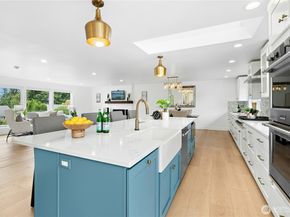 1310 121st Avenue SE, Bellevue WA 98005