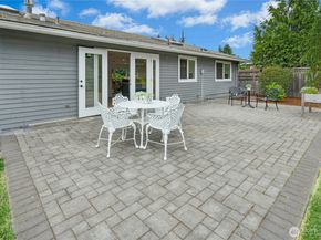 1310 121st Avenue SE, Bellevue WA 98005