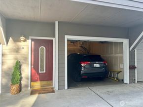 9236 Interlake Avenue N B, Seattle WA 98103