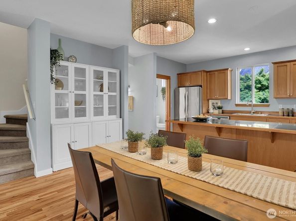 9236 Interlake Avenue N B, Seattle WA 98103