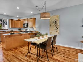 9236 Interlake Avenue N B, Seattle WA 98103