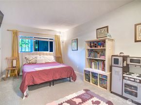 4545 Sand Point Way NE 302, Seattle WA 98105