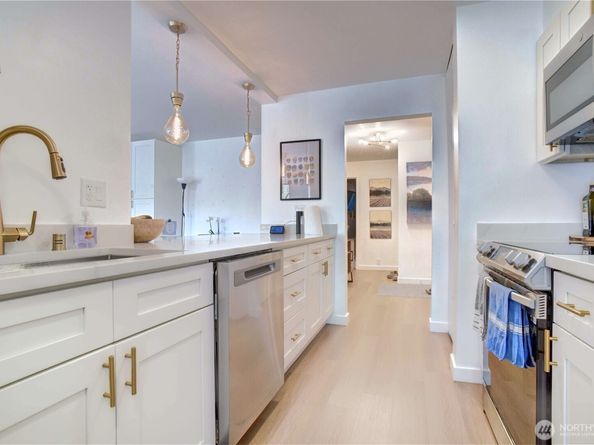 4545 Sand Point Way NE 302, Seattle WA 98105