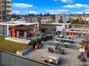 1085 103rd Avenue NE 328, Bellevue WA 98004