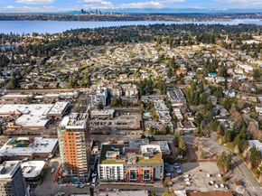 1085 103rd Avenue NE 328, Bellevue WA 98004