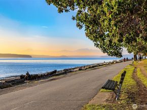 8917 Fauntleroy Way SW, Seattle WA 98136