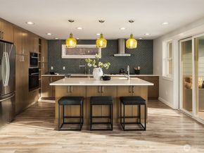 8917 Fauntleroy Way SW, Seattle WA 98136