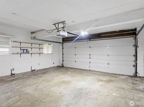 17720 199th Place NE, Woodinville WA 98077