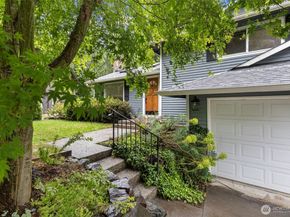 17720 199th Place NE, Woodinville WA 98077