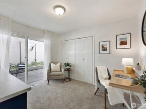 10960 39th Avenue SW, Seattle WA 98146