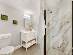 10960 39th Avenue SW, Seattle WA 98146
