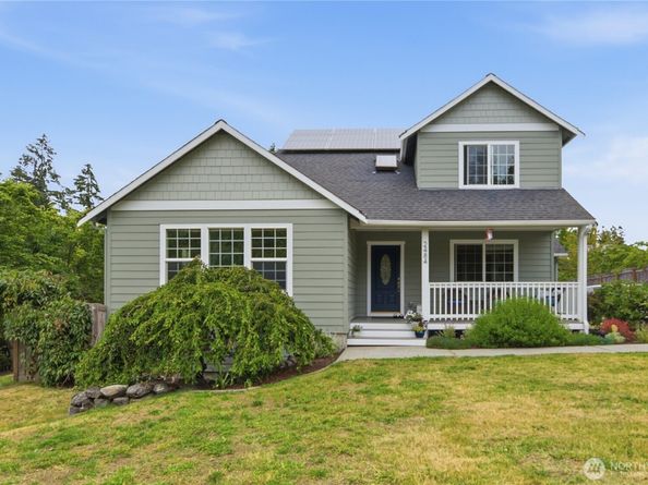 2484 Soundview Drive NE, Bainbridge Island WA 98110