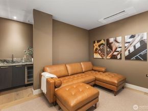7128 NE 119th Place, Kirkland WA 98034