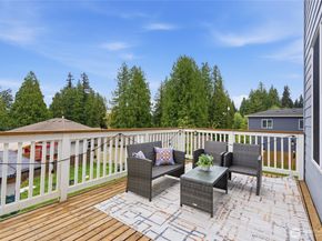 19217 8th Avenue W, Lynnwood WA 98036
