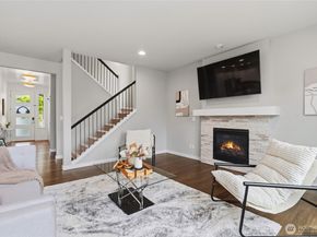 19217 8th Avenue W, Lynnwood WA 98036