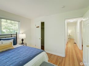 15524 Midvale Avenue N, Shoreline WA 98133