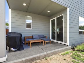 1797 Ashby Avenue NW, Poulsbo WA 98370