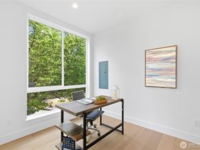 6221 9th Avenue NE, Seattle WA 98115