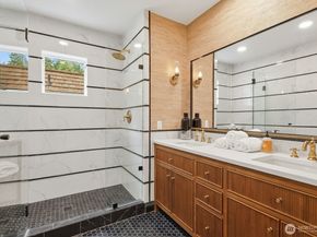 22615 NE 140th Way, Woodinville WA 98077