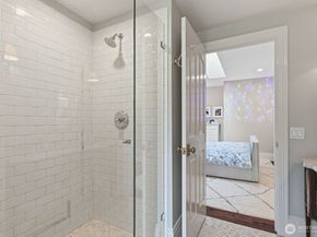 22615 NE 140th Way, Woodinville WA 98077