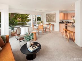 4528 8th Avenue NE 3C, Seattle WA 98105