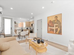 10338 Wallingford Avenue N B, Seattle WA 98133