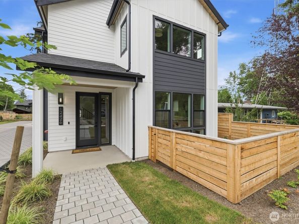 12426 NE 90th Street, Kirkland WA 98033