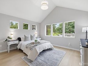 12426 NE 90th Street, Kirkland WA 98033