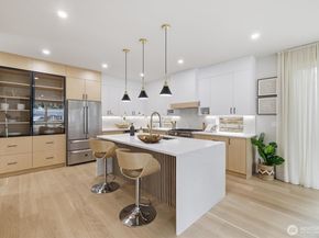 12426 NE 90th Street, Kirkland WA 98033
